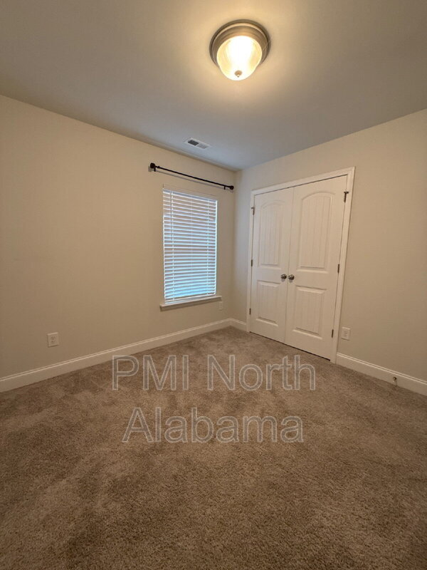 Building Photo - 186 Tybee Dr