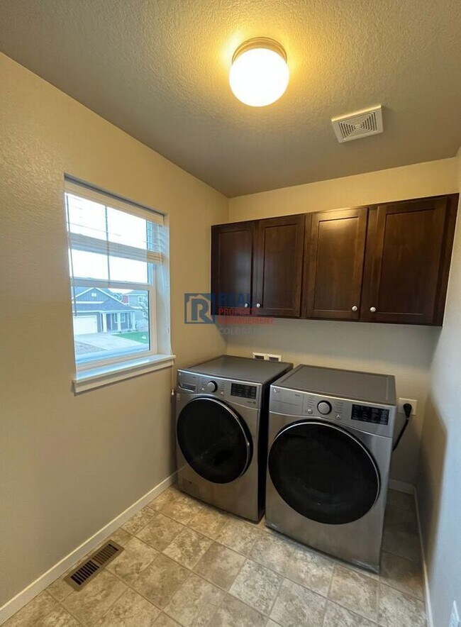 Building Photo - 3837 Peach St