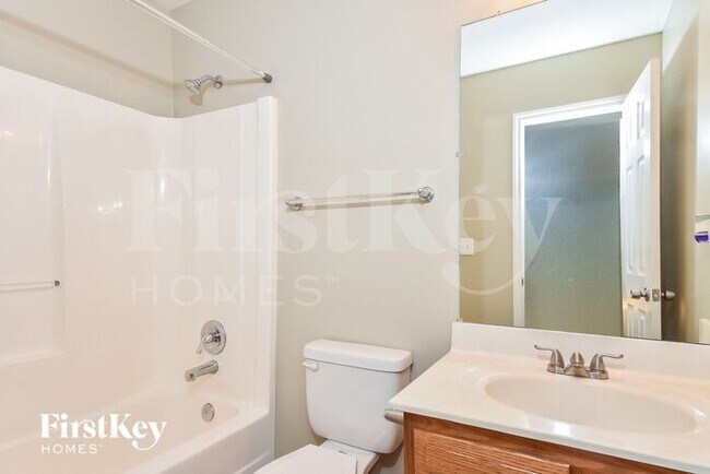 Building Photo - 5120 Springhouse Farm Rd