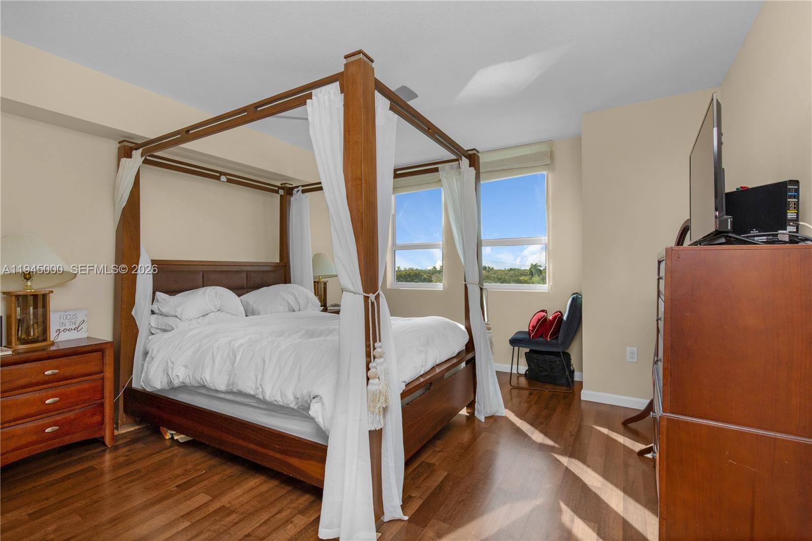 Building Photo - 610 W Las Olas Blvd