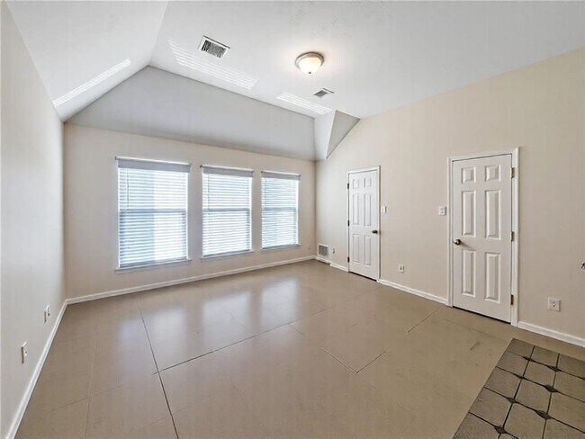 Building Photo - 2822 Windy Thicket Ln