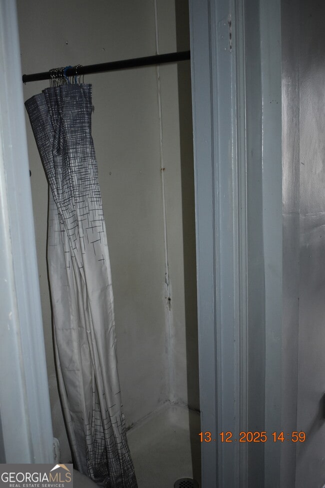 Building Photo - 803 Grosso Ave