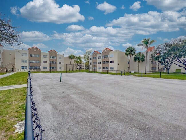 Building Photo - 6195 NW 186th St