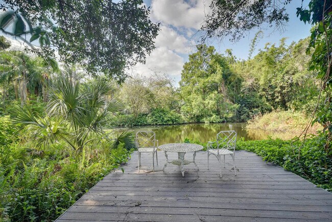 Building Photo - 5100 28th Ave N