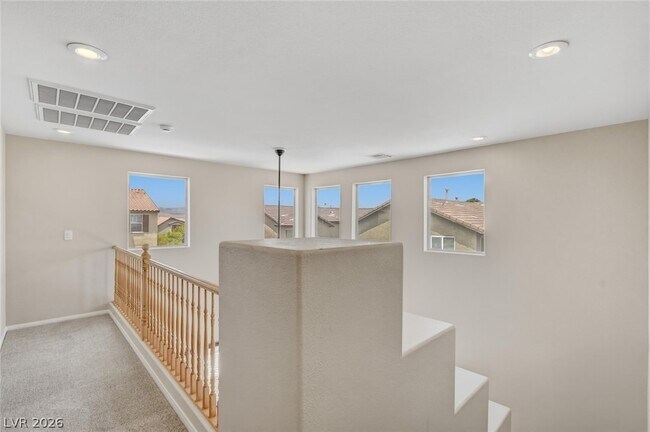 Building Photo - 2780 Kona Crest Ave