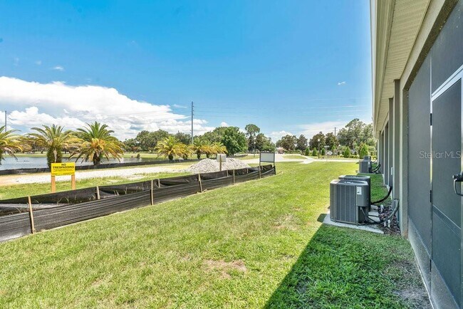 Building Photo - 1149 Blue Jay Dr