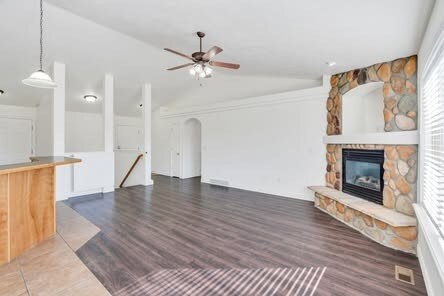 Building Photo - 3462 E Heyward Ct