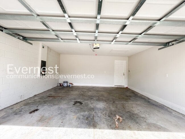 Building Photo - 33 Peninsula Ln