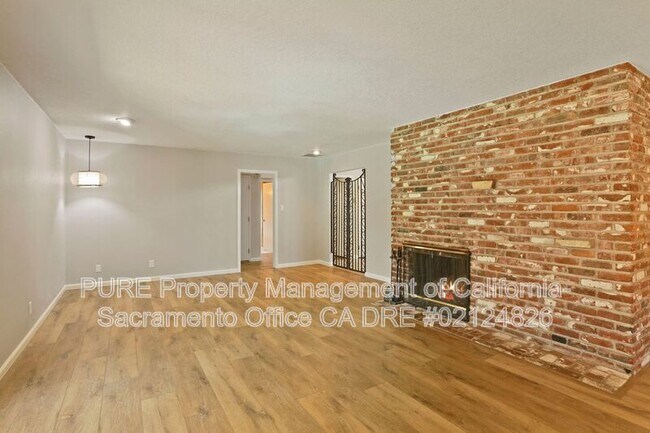 Building Photo - 160 Westcott Way