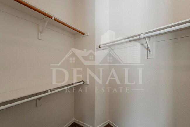 Building Photo - 3980 E Pinon Ct