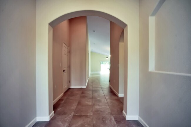 Building Photo - 1183 Musgrass Cir