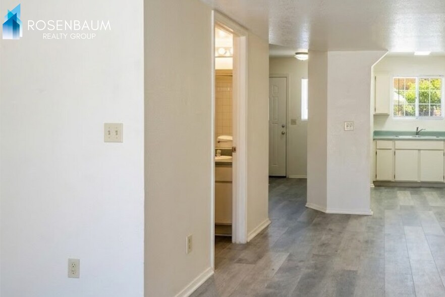 Building Photo - 2-Bedroom, 1.5-Bath Two-Story First-Floor Apartment in a 4-Plex with Mountain Views
