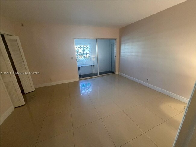 Building Photo - 467 Golden Isles Dr