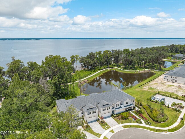 Building Photo - 23 Oak Pk Dr