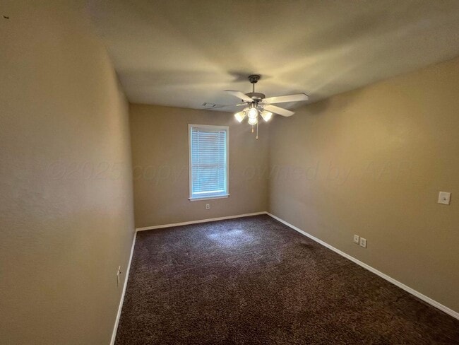 Building Photo - Sale or Lease Home in Tradewinds
