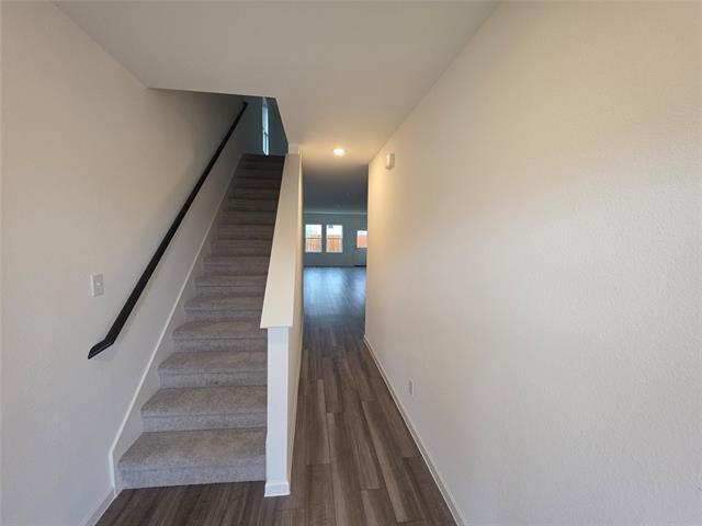 Building Photo - 2304 Winthrop Ave