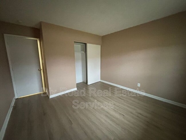 Building Photo - 3312 Burgoyne Dr