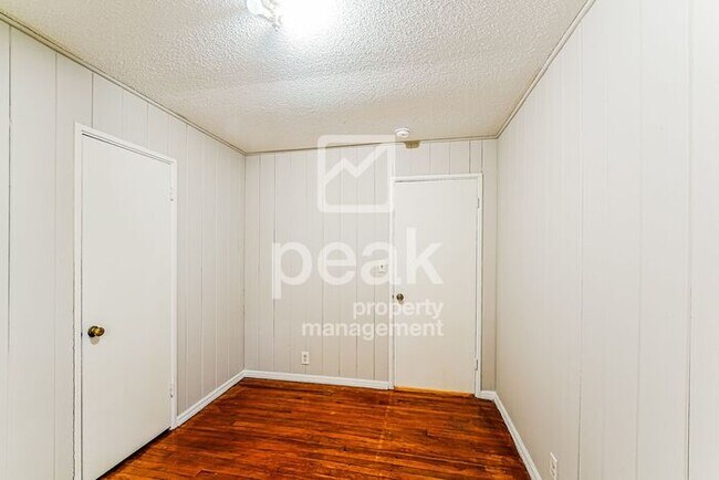 Building Photo - Beautiful 3 Bed/ 1 Bath home in Birmingham! Ready Now!