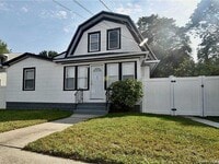 Building Photo - 980 Thomas Pl