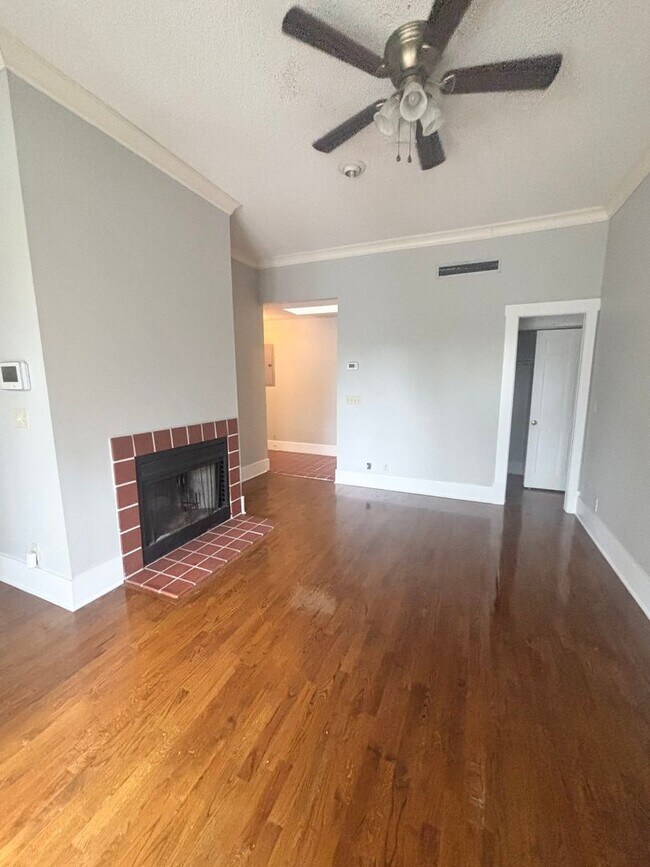 Primary Photo - 2130 San Marco Blvd