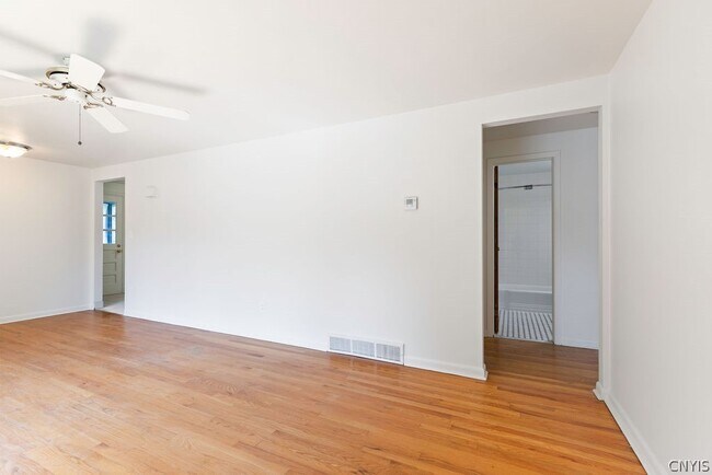 Building Photo - 110 Wolcott Terrace