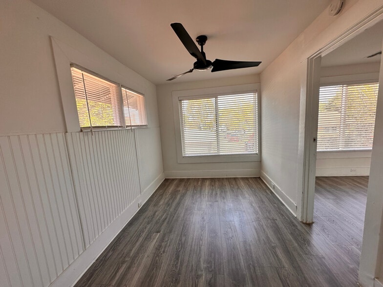 Building Photo - 117 W 2nd St