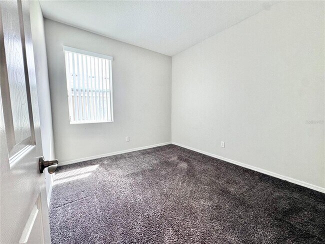 Building Photo - 2757 Creekmore Ct