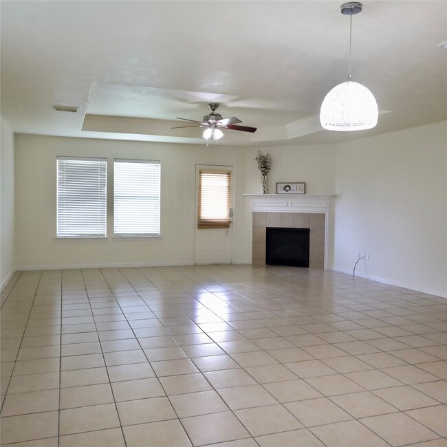 Building Photo - 14411 Avery Brooke Ln