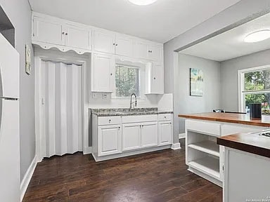 Building Photo - 138 Zapata St