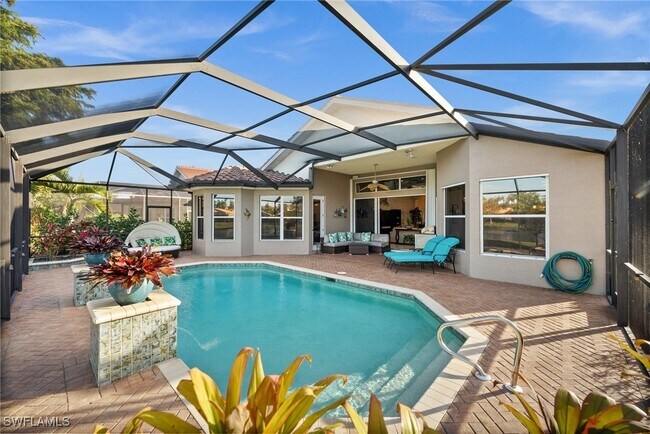 Building Photo - 8792 Largo Mar Dr