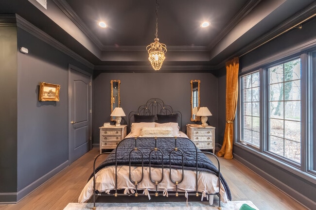 Building Photo - 16646 Brooklane Blvd