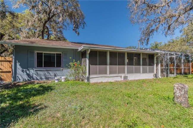 Building Photo - 14729 Tall Tree Dr