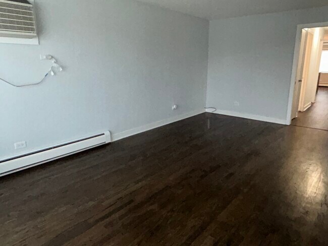 Building Photo - 5340 N Central Ave