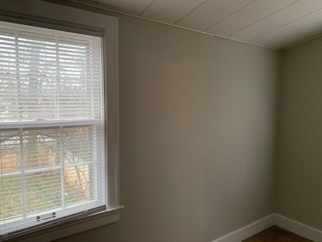 Building Photo - Chevy Chase Charmer     240318