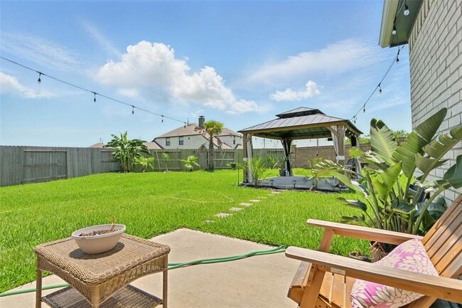 Building Photo - 13125 Sapphire Lake Ln