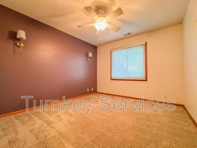 Building Photo - 15222 Curtis Ave