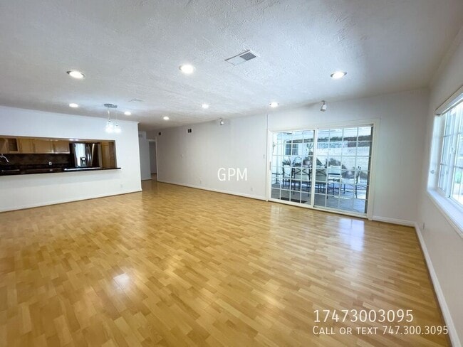 Building Photo - 3443 Burritt Way