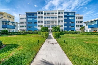 Building Photo - 120 N Ocean Blvd