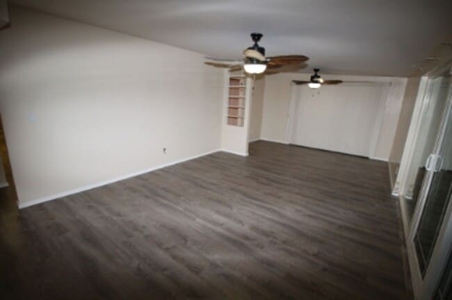 Building Photo - Beautiful Eastside Home