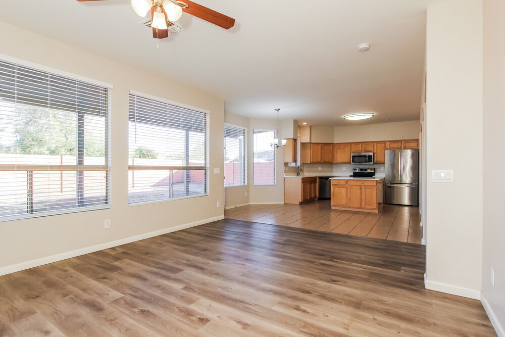 Building Photo - 3918 W Escuda Dr