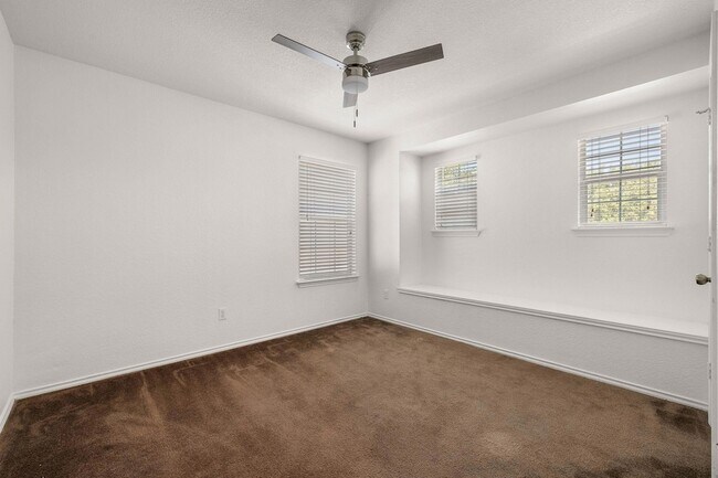 Building Photo - 5525 Victory Gallop Dr