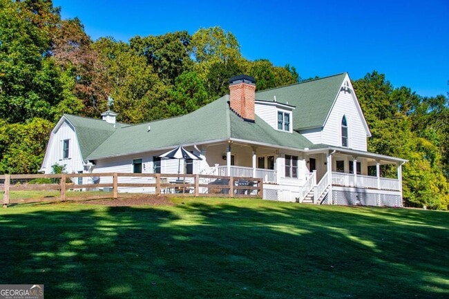 Building Photo - 105 Fuller Dr