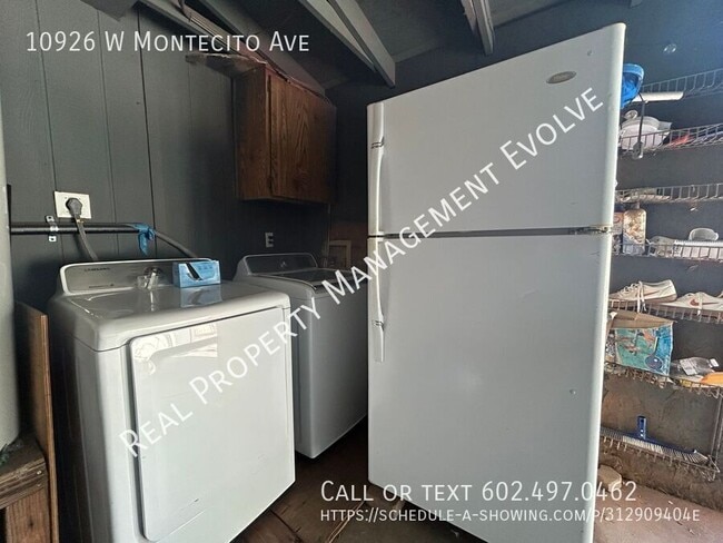 Building Photo - 10926 W Montecito Ave