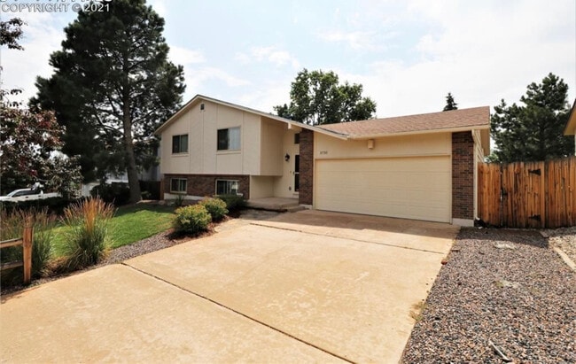 Building Photo - 3735 Misty Meadows Dr