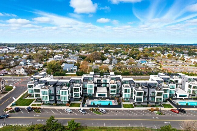 Building Photo - 200 Ocean Ave N