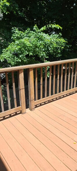 Building Photo - 43 Division St