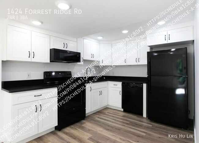 Building Photo - 2 bed/2 Bath with full basement & Den