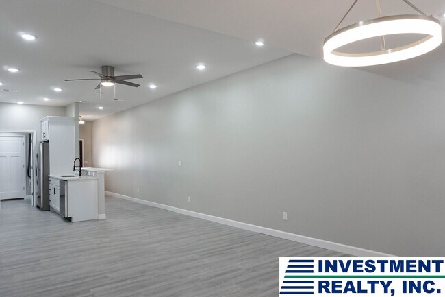 Building Photo - 1515 St Marias St