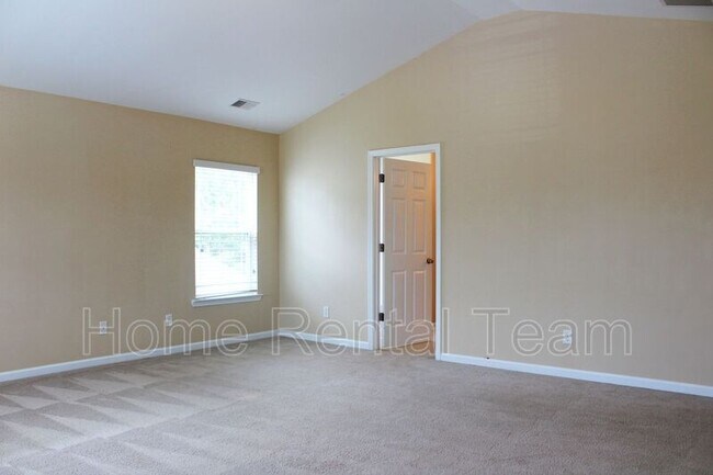 Building Photo - 122 Lake Pointe Dr