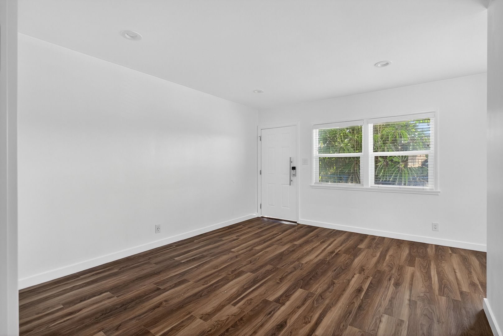 Building Photo - 4308 E 4th St